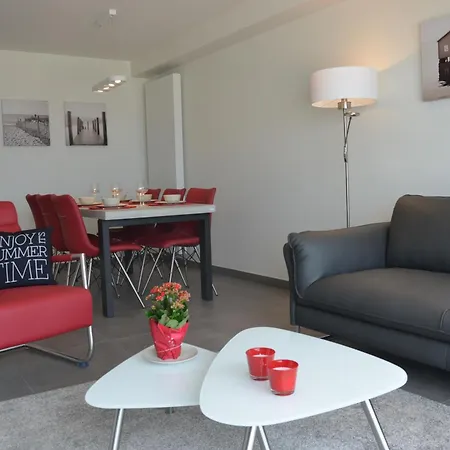 4b @ Longchamp Apartment